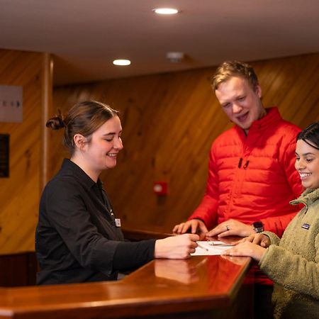 The Perisher Valley Hotel Bagian luar foto