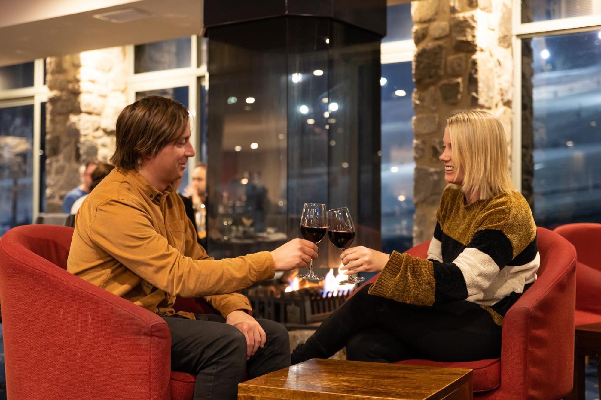 The Perisher Valley Hotel Bagian luar foto