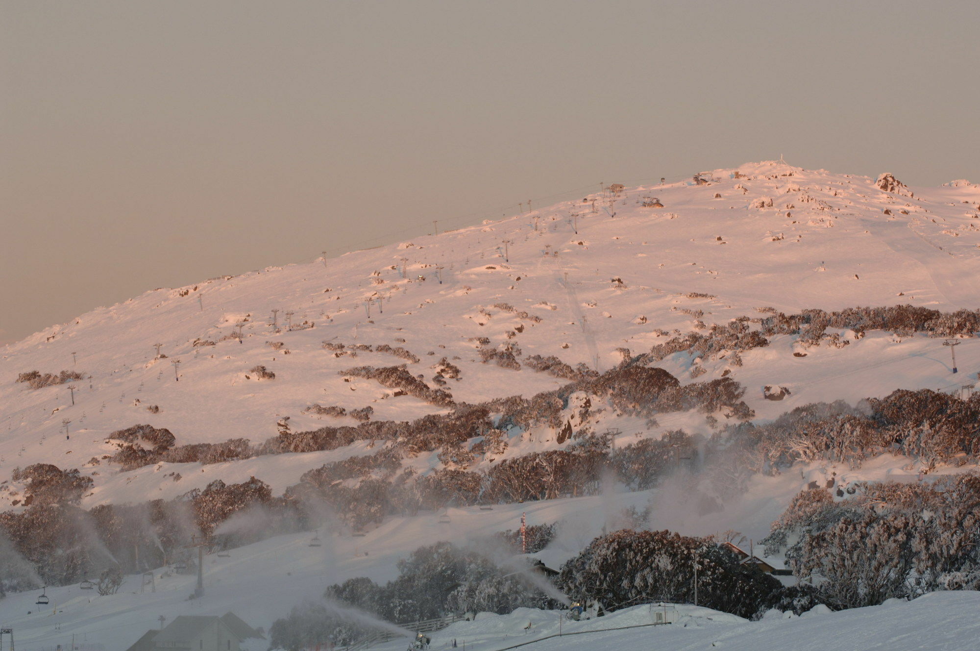 The Perisher Valley Hotel Bagian luar foto